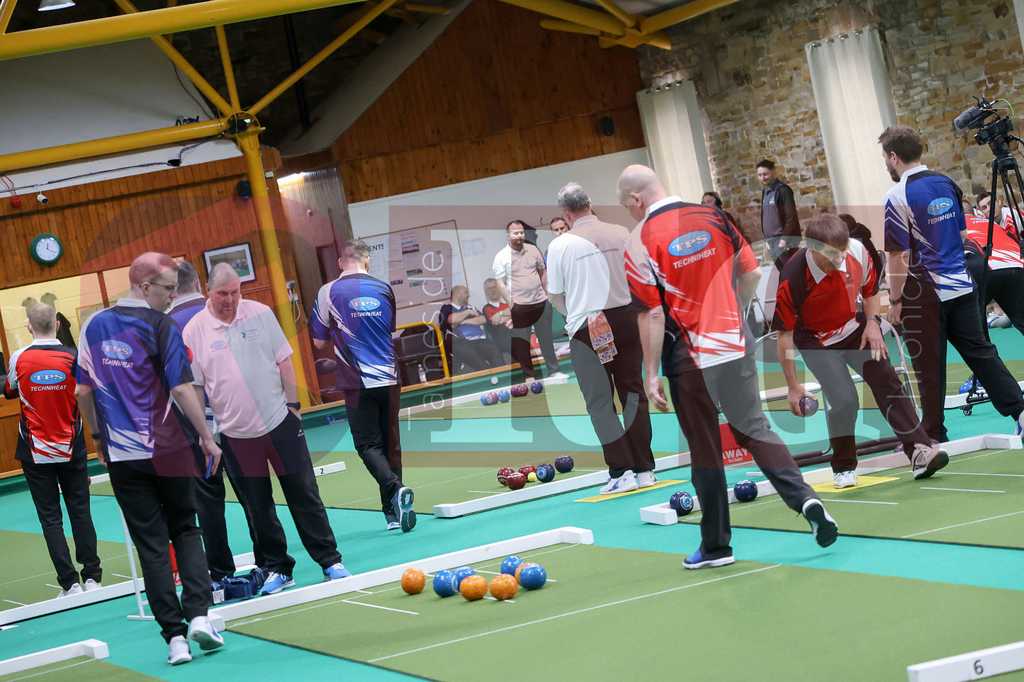 ETHEROW INDOOR BOWLING CENTRE CLUB (75).JPG