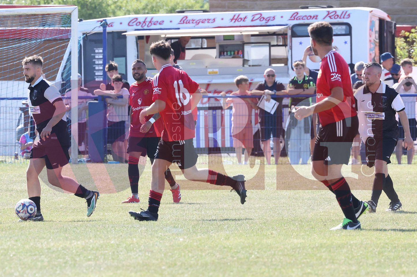 GLOSSOP NORTH EBD V UNITED LEGENDS (183).jpg