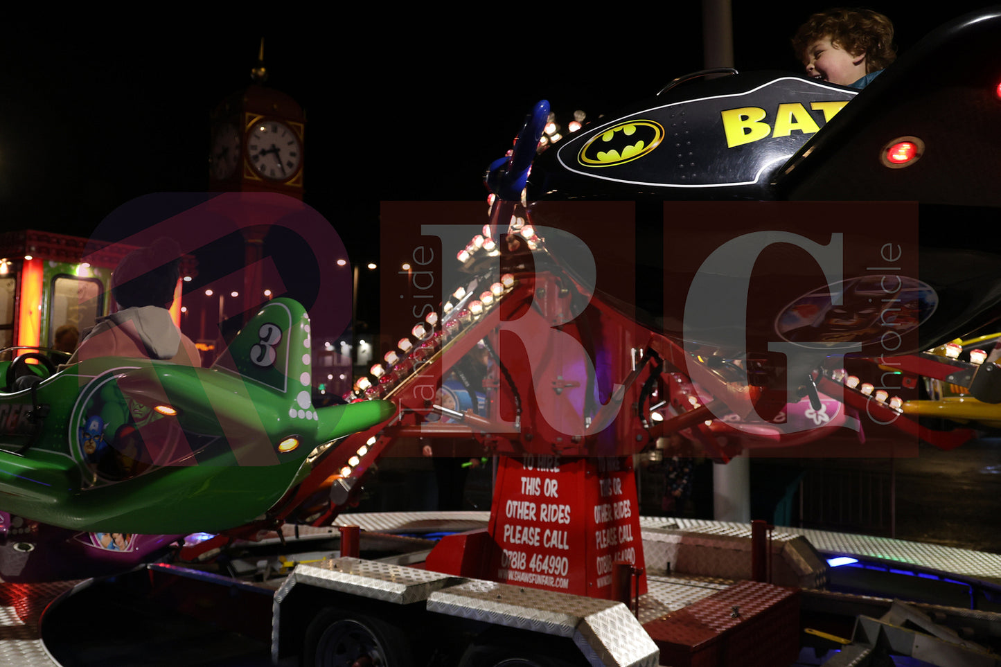 DROYLSDEN LIGHTS SWITCH ON 2024 (77).JPG