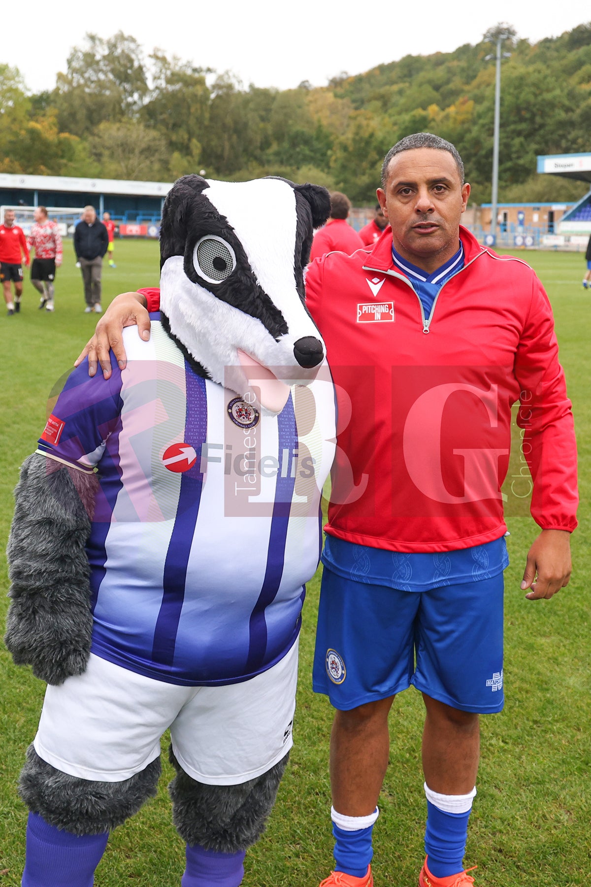 STALYBRIDGE CELTIC LEGENDS V MAN UTD LEGENDS (11).JPG