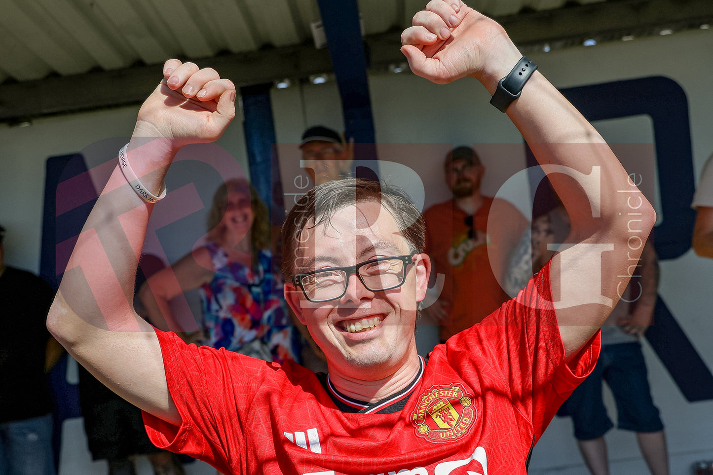 GLOSSOP NORTH EBD V UNITED LEGENDS (31).JPG