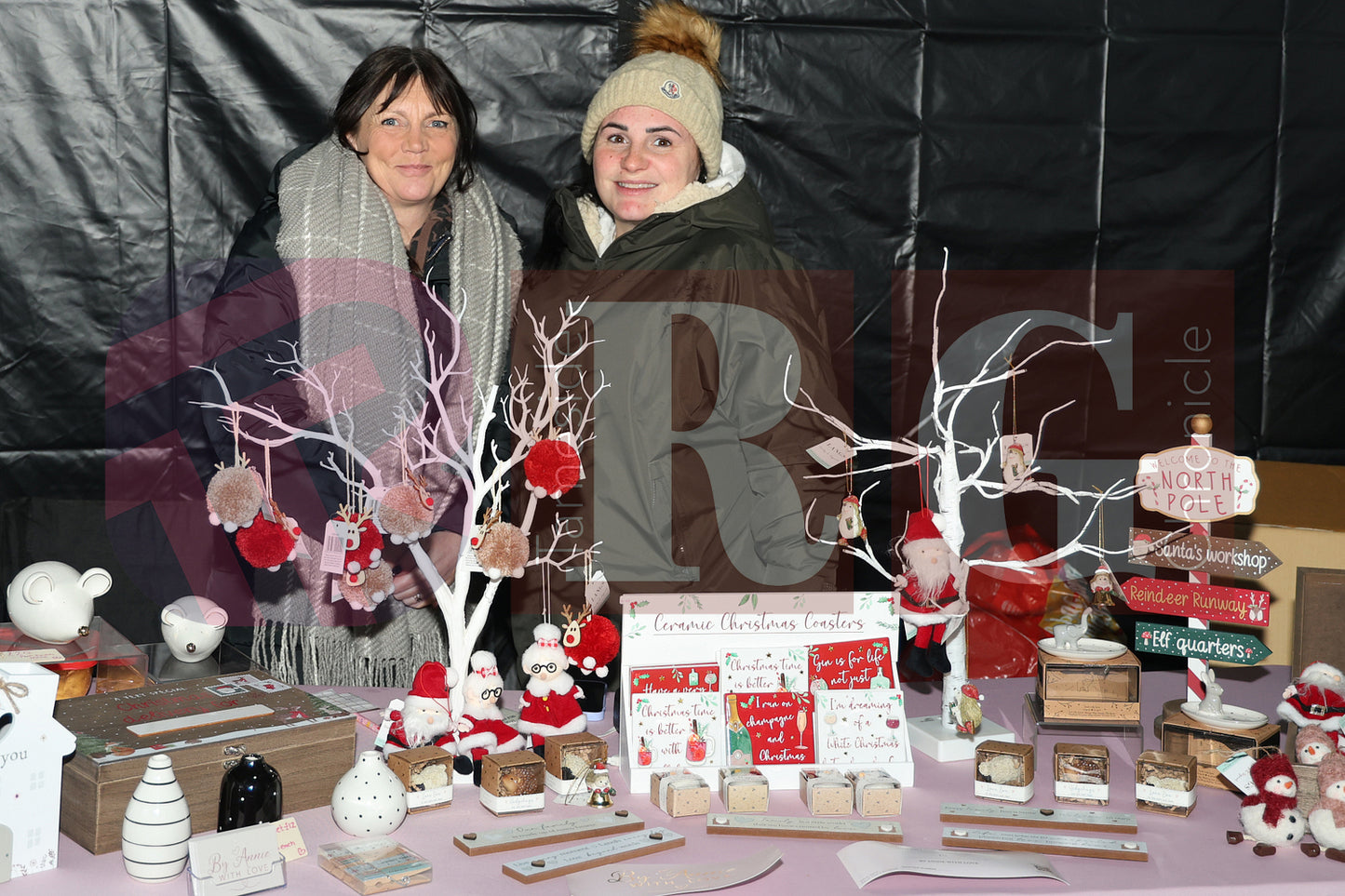 GLOSSOP LIGHT SWITCH ON 2025 (105).JPG