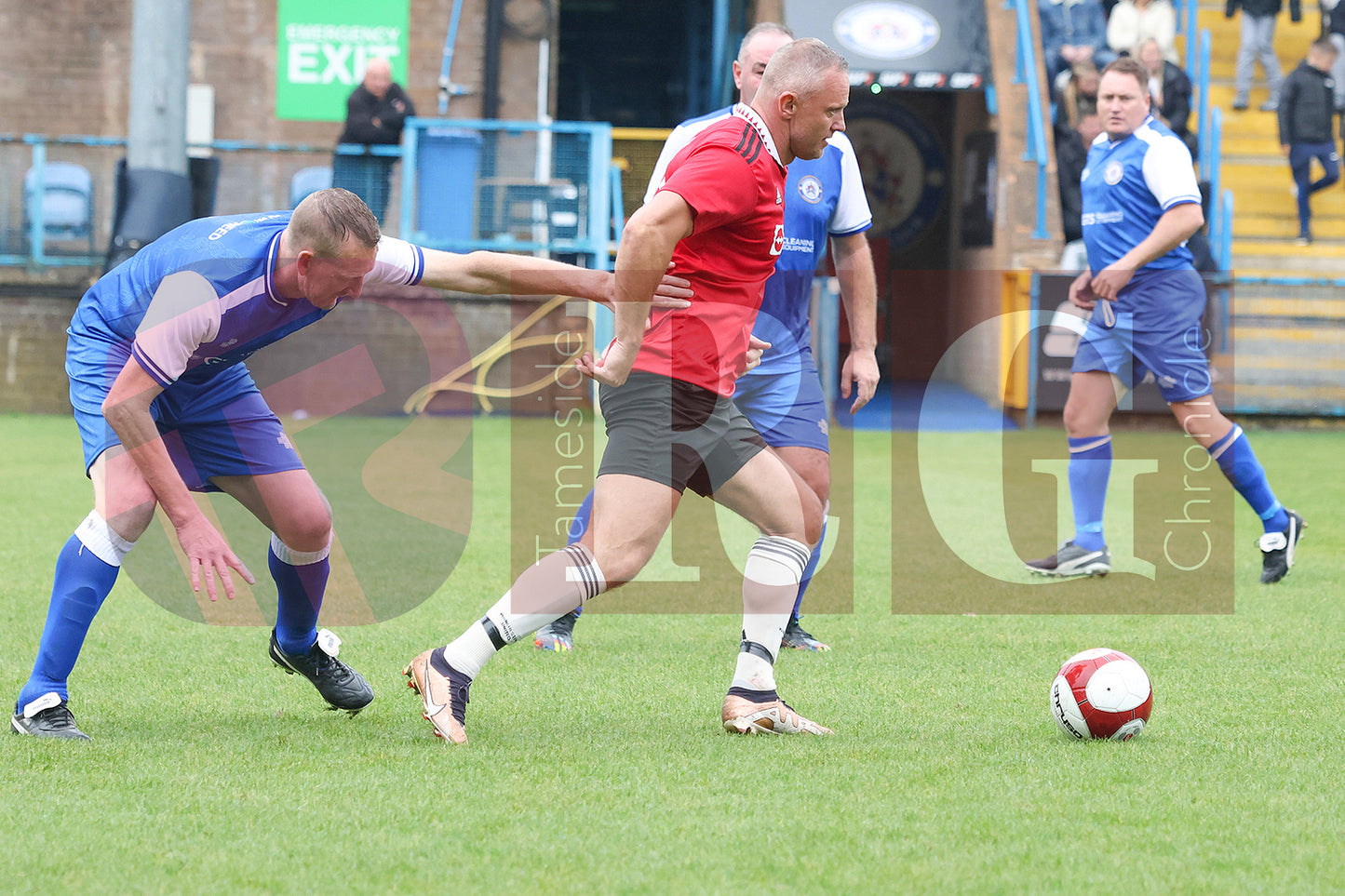 STALYBRIDGE CELTIC LEGENDS V MAN UTD LEGENDS (137).JPG