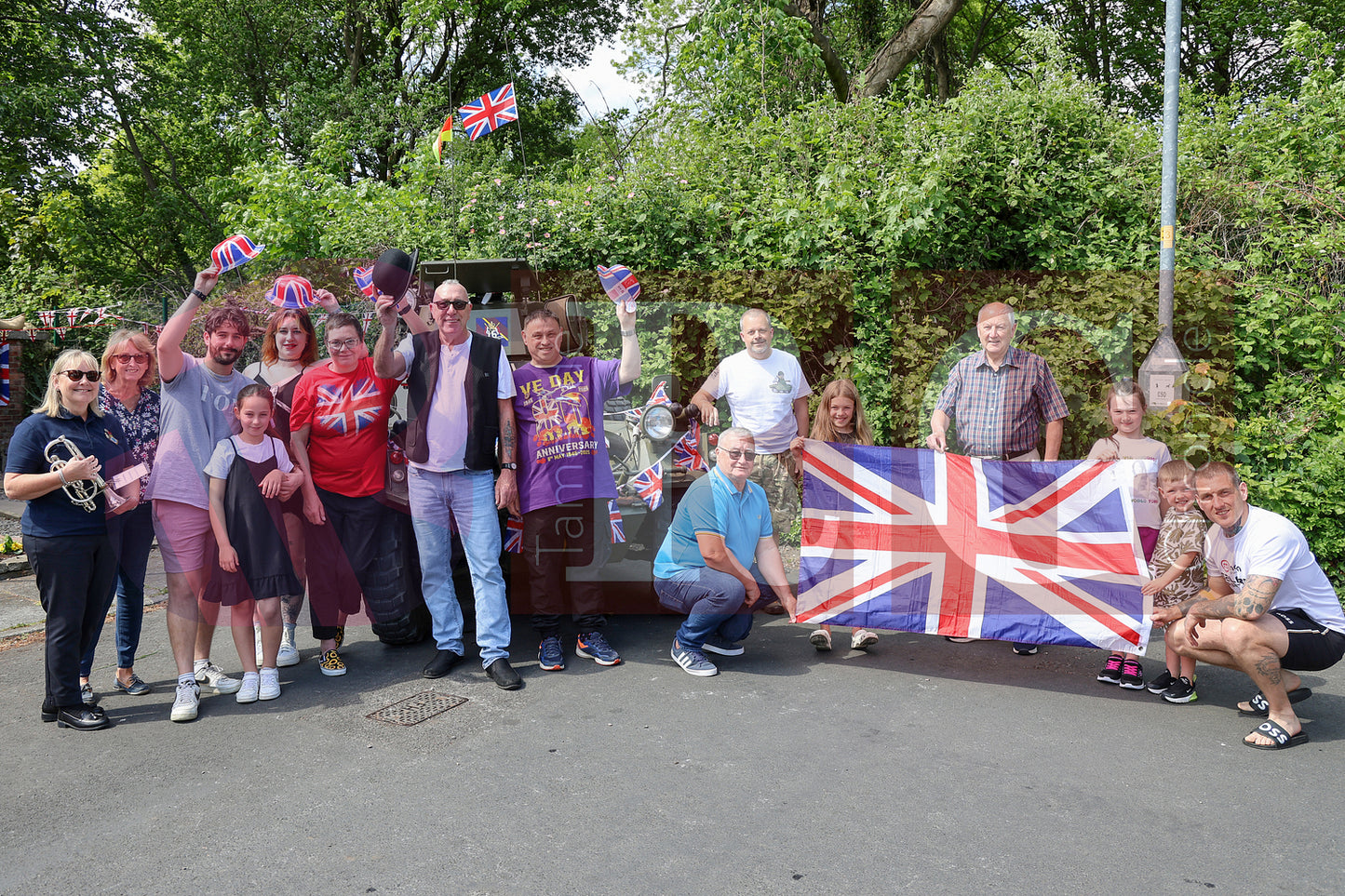 RAY VE DAY 2025 DROYLSDEN (16).JPG