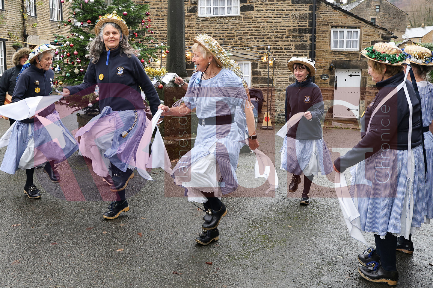OLD GLOSSOP XMAS MARKET 2025 (112).JPG