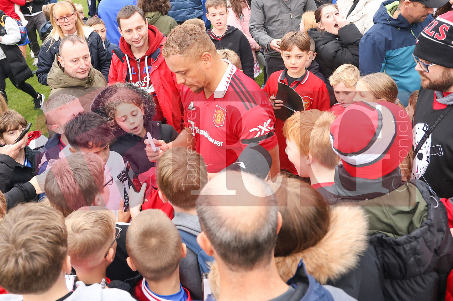 STALYBRIDGE CELTIC LEGENDS V MAN UTD LEGENDS (56).JPG