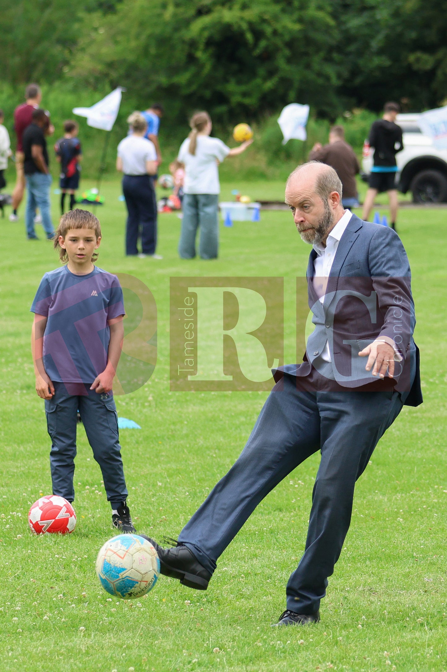 STALYBRIDGE CELETIC 50 YEARS (34).JPG