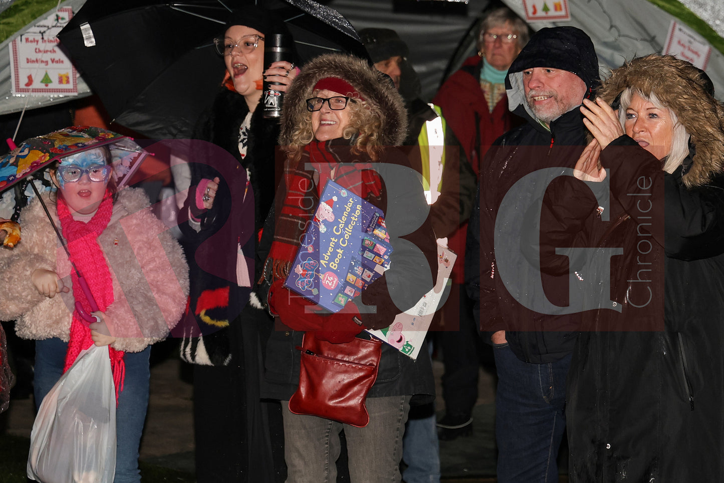 GLOSSOP LIGHT SWITCH ON 2025 (118).JPG