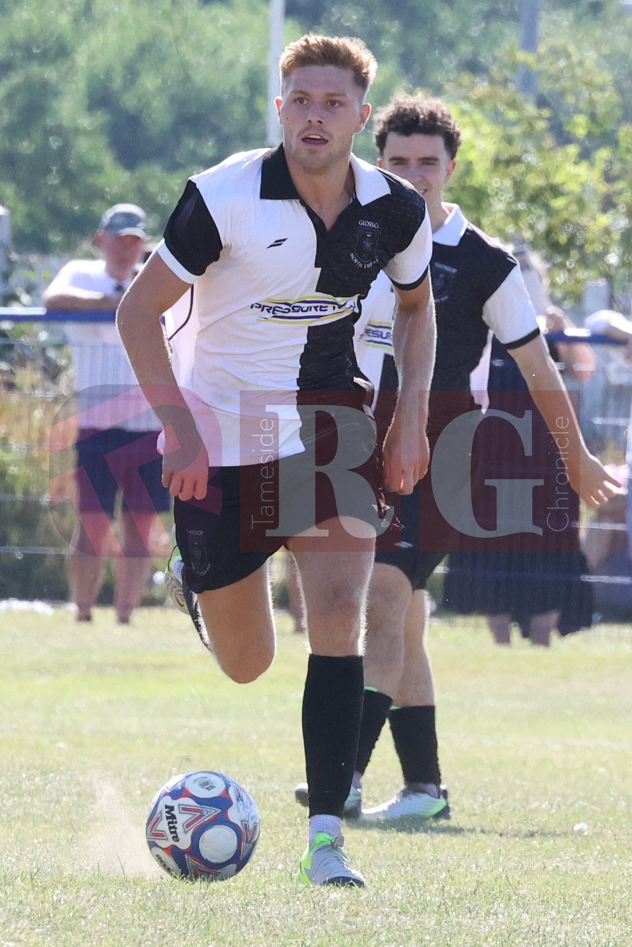 GLOSSOP NORTH EBD V UNITED LEGENDS (152).JPG