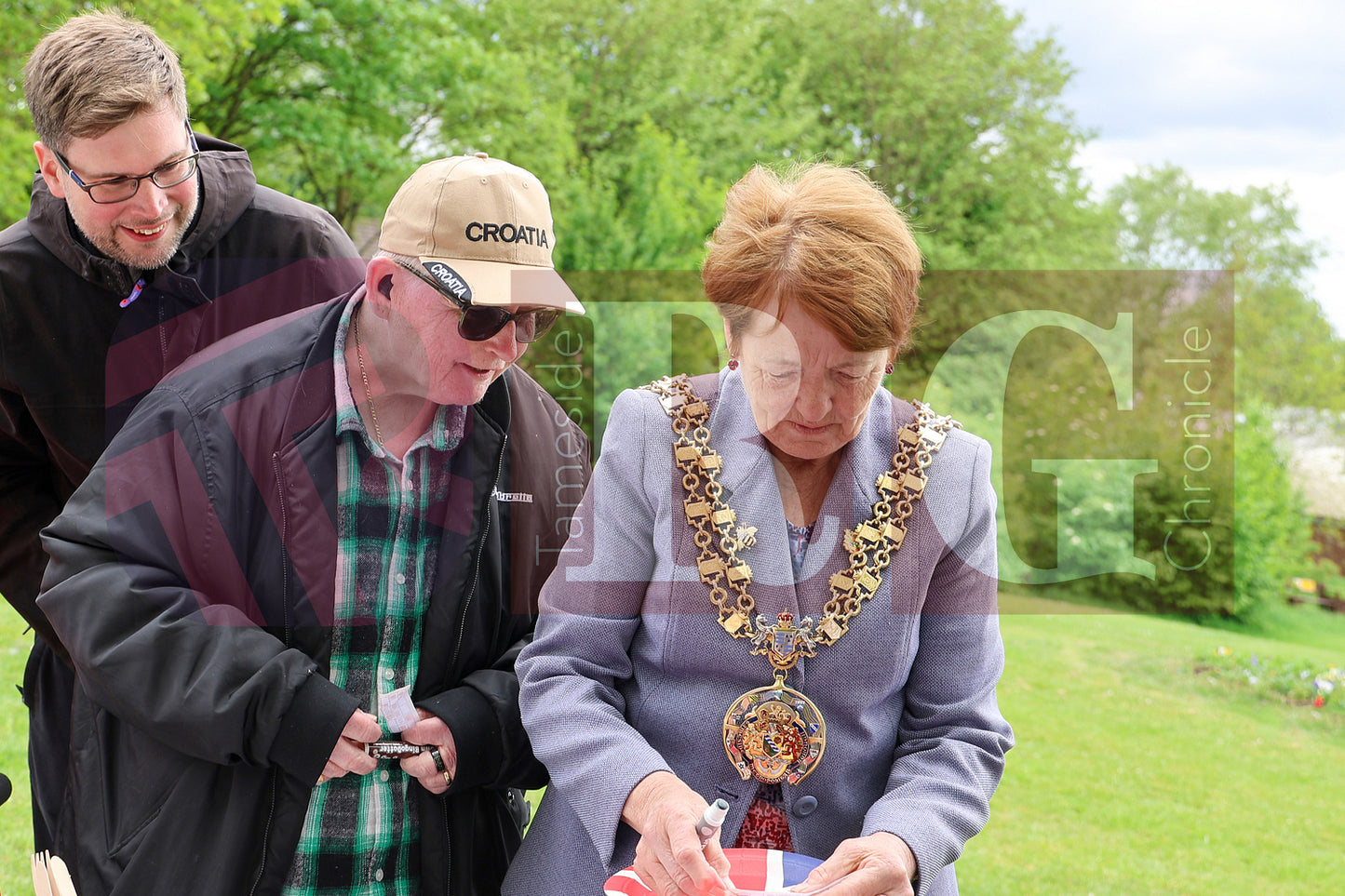 VE DAY THE COMMUNITY GARDEN DUKINFIELD (67).JPG