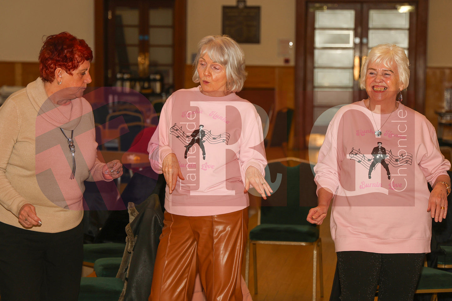 95TH BIRTHDAY DUKINFIELD TOWN HALL ELVIS (79).JPG