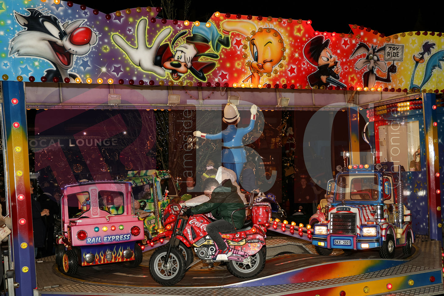 DENTON LIGHT SWITCH ON (70).JPG