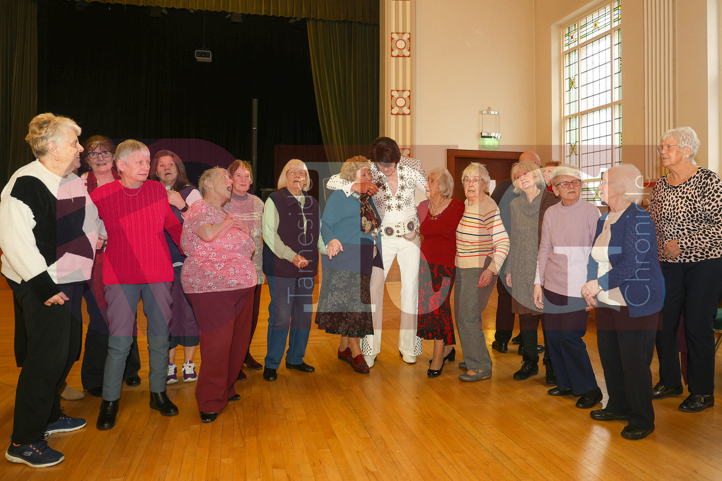 95TH BIRTHDAY DUKINFIELD TOWN HALL ELVIS (73).JPG