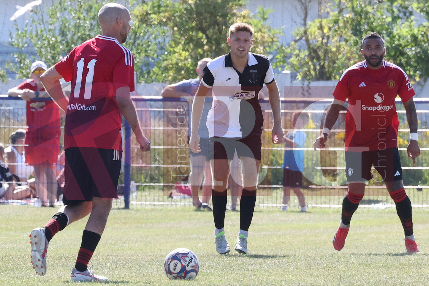 GLOSSOP NORTH EBD V UNITED LEGENDS (151).JPG