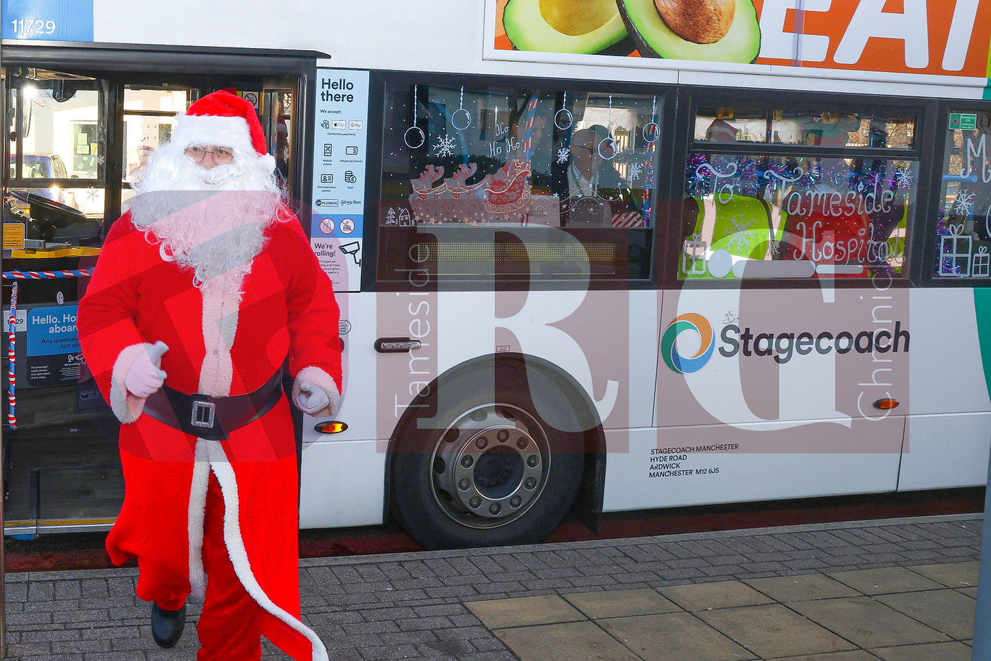 SANTA VISIT TAMESIDE CHILDRENS UNIT 2024 (8).JPG