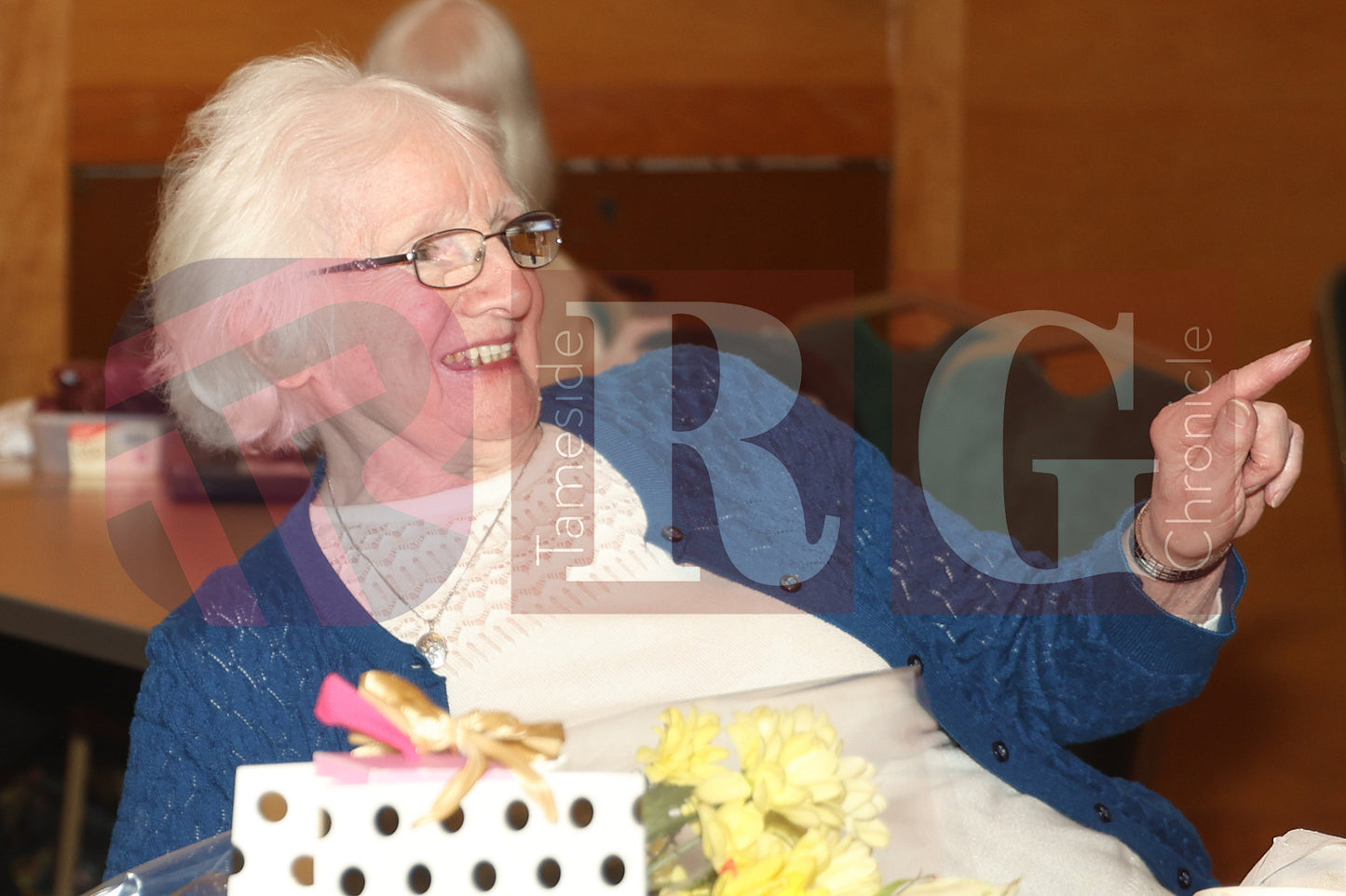 95TH BIRTHDAY DUKINFIELD TOWN HALL ELVIS (55).JPG