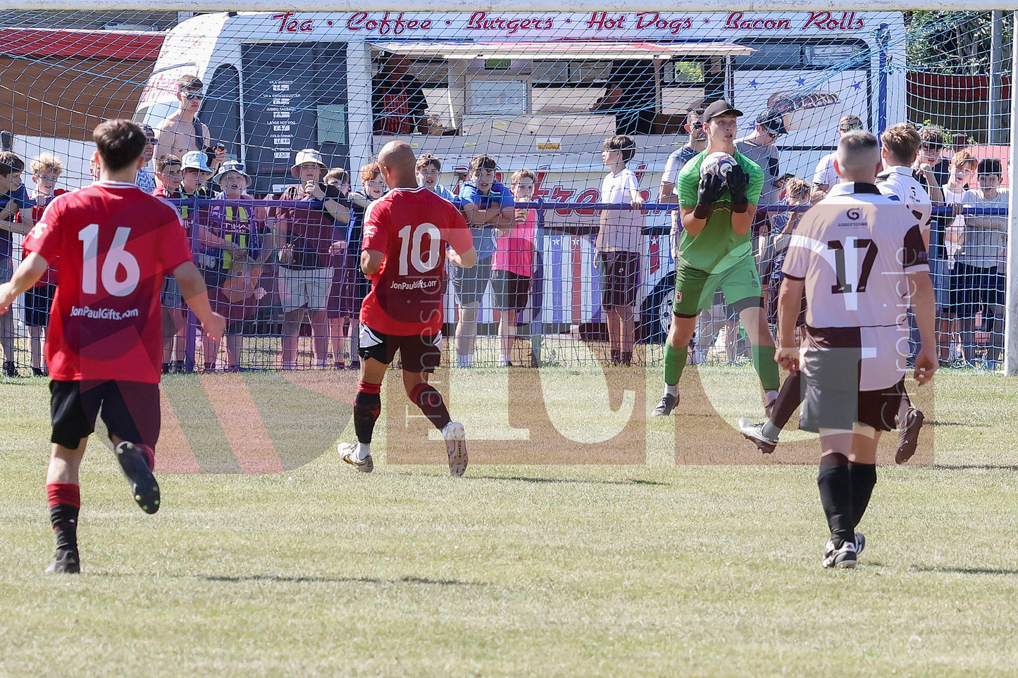 GLOSSOP NORTH EBD V UNITED LEGENDS (108).JPG