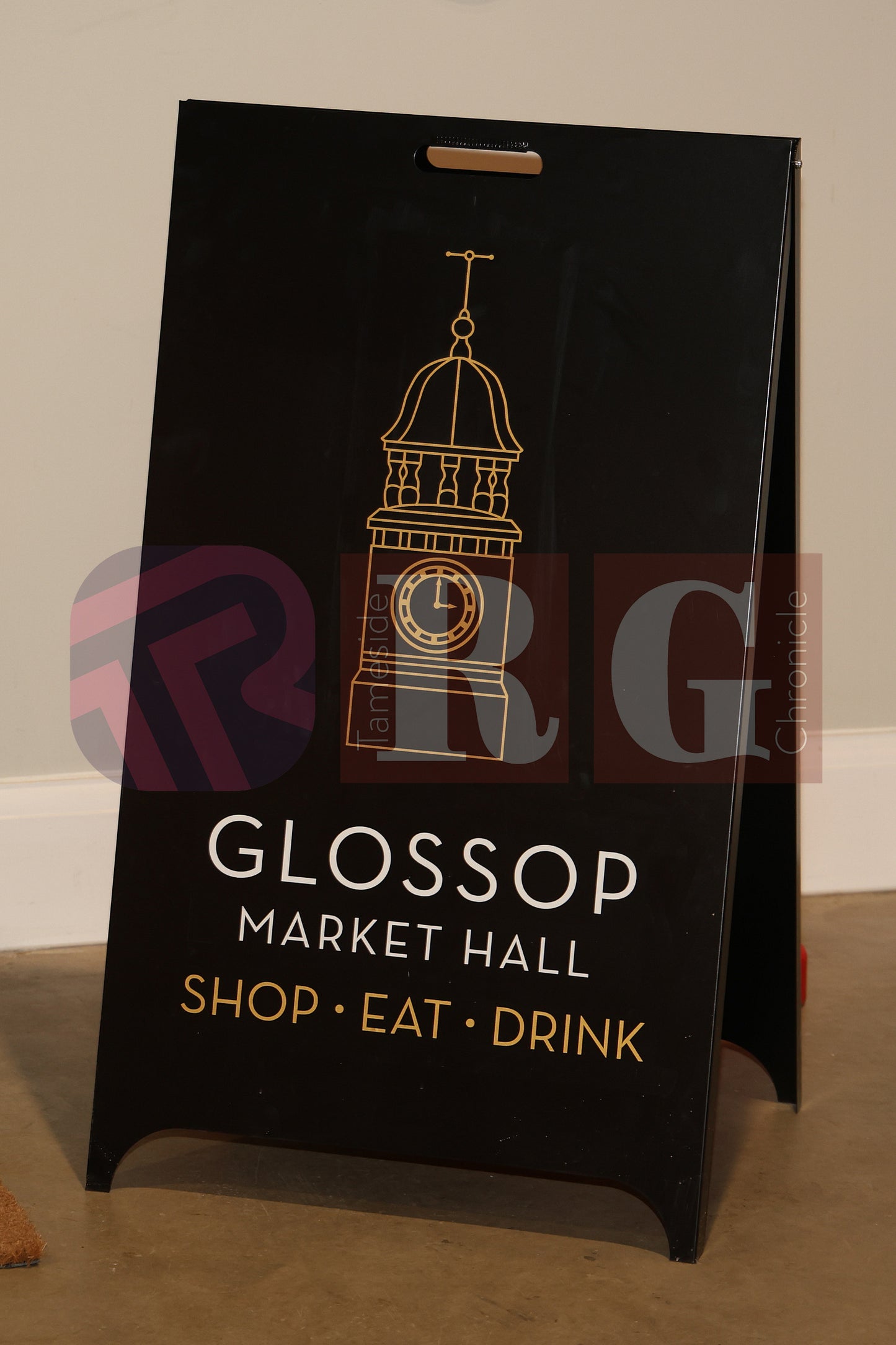 GLOSSOP MARKET PRIVATE LAUNCH (6).JPG