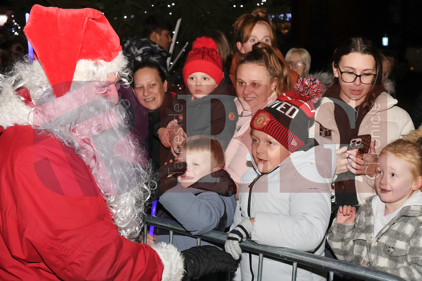 DUKINFIELD LIGHTS SWITCH ON (51).JPG