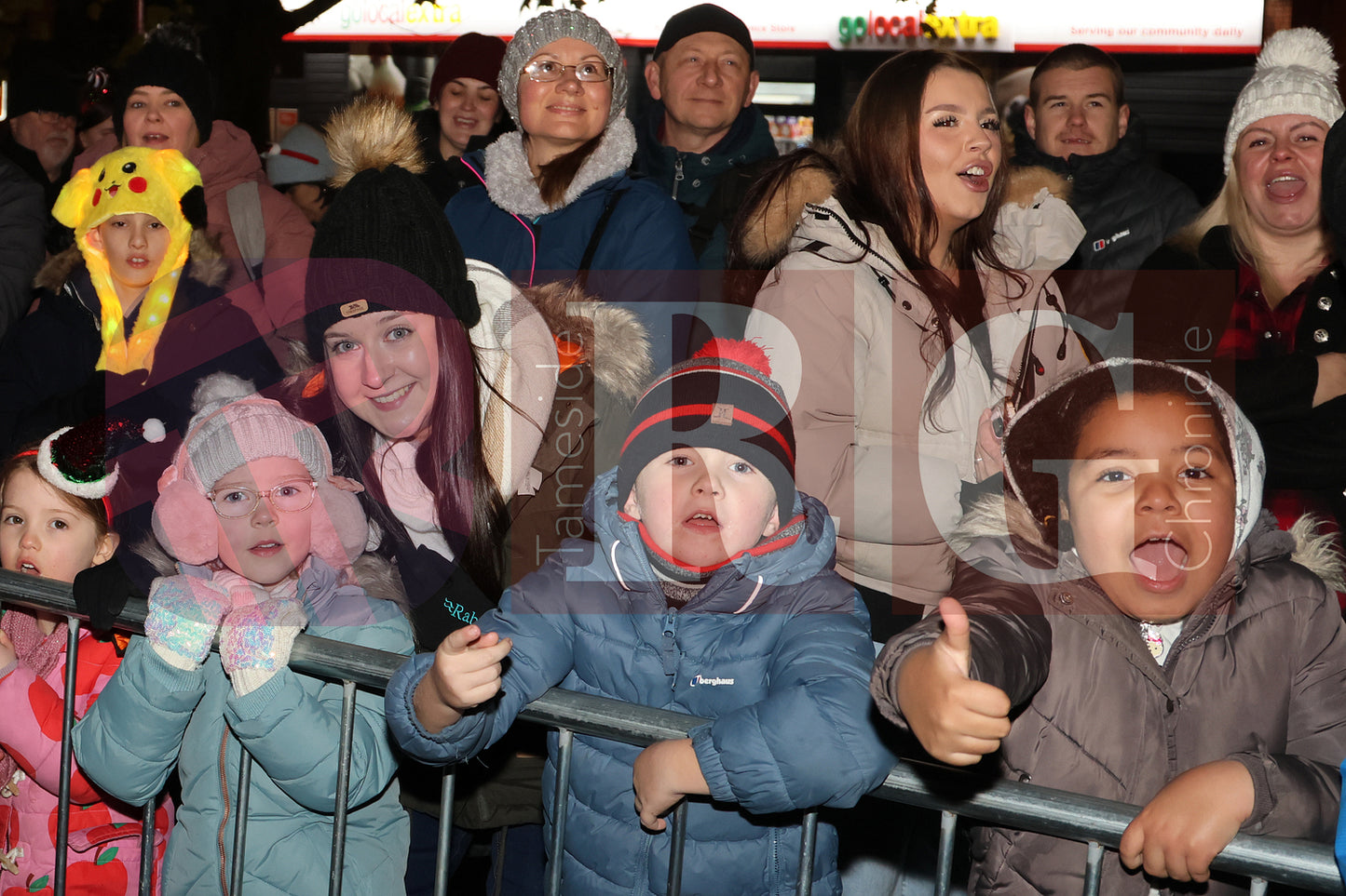 DUCKINFIELD LIGHTS SWITCH ON (22).JPG