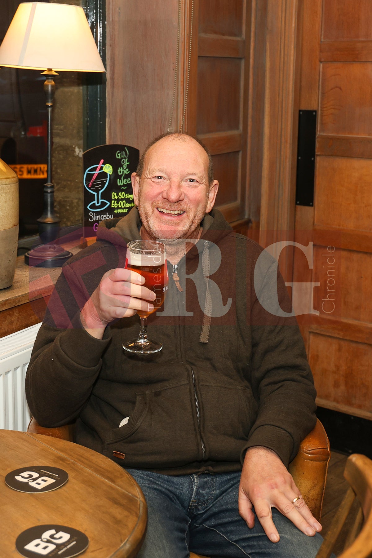 FRIENDSHIP IN GLOSSOP MAN CITY SUPPORTERS CLUB (5).JPG