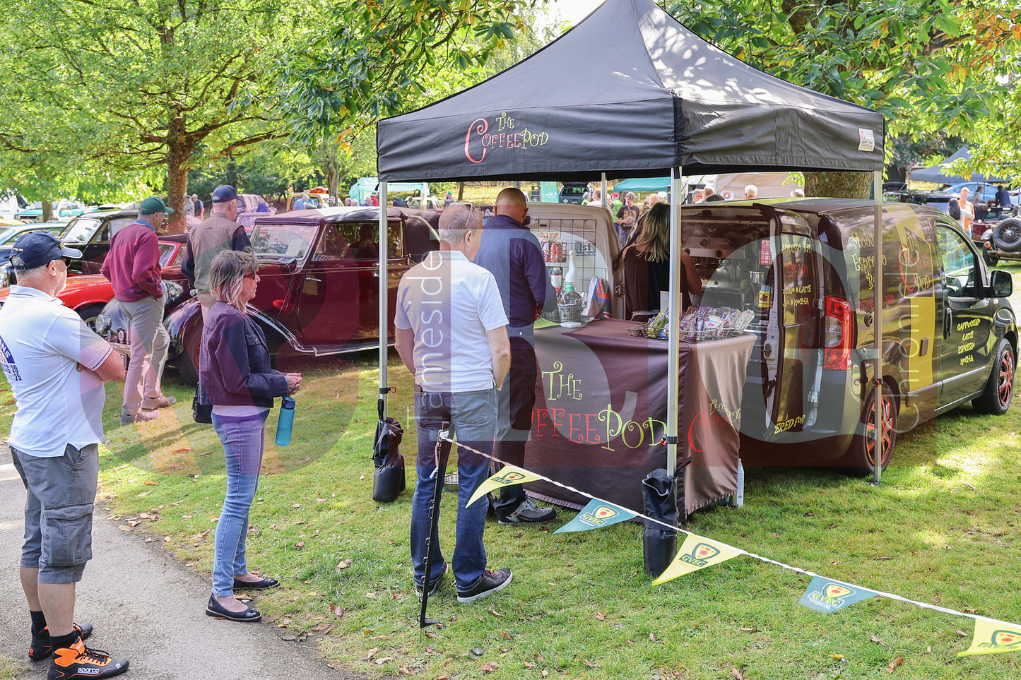 GLOSSOP CAR SHOW (12).JPG