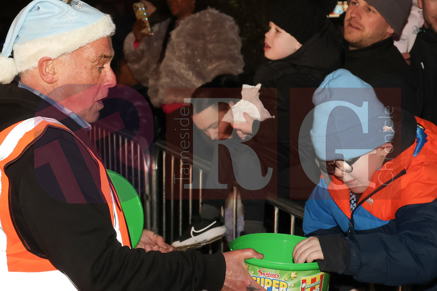 DUKINFIELD LIGHTS SWITCH ON (68).JPG