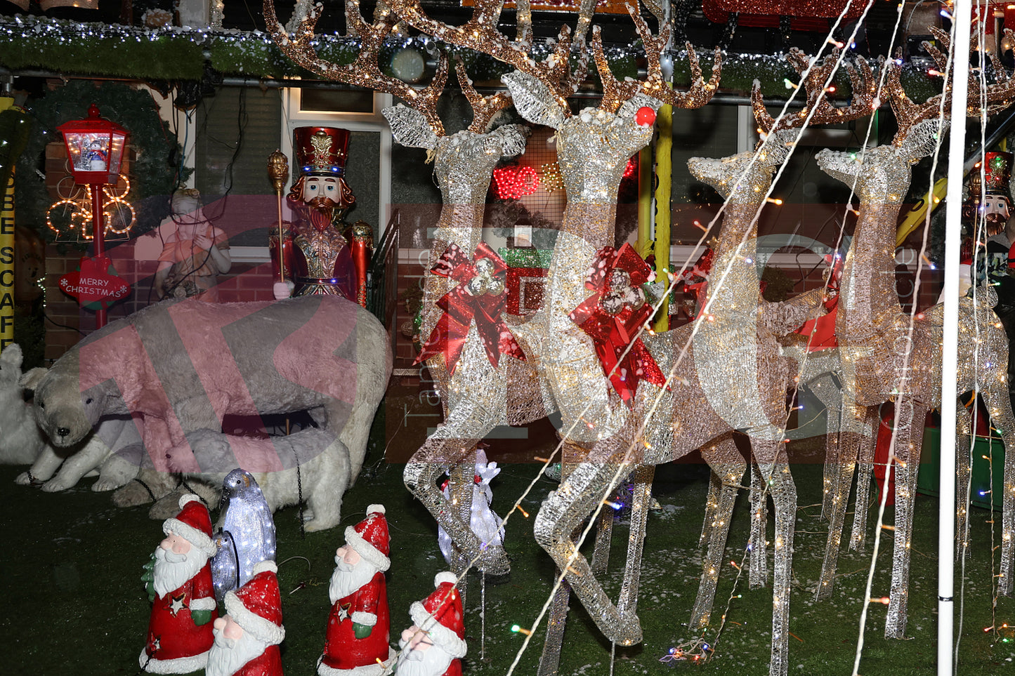 DEWSNAP LANE DUKINFIELD LIGHTS 2025 (29).JPG