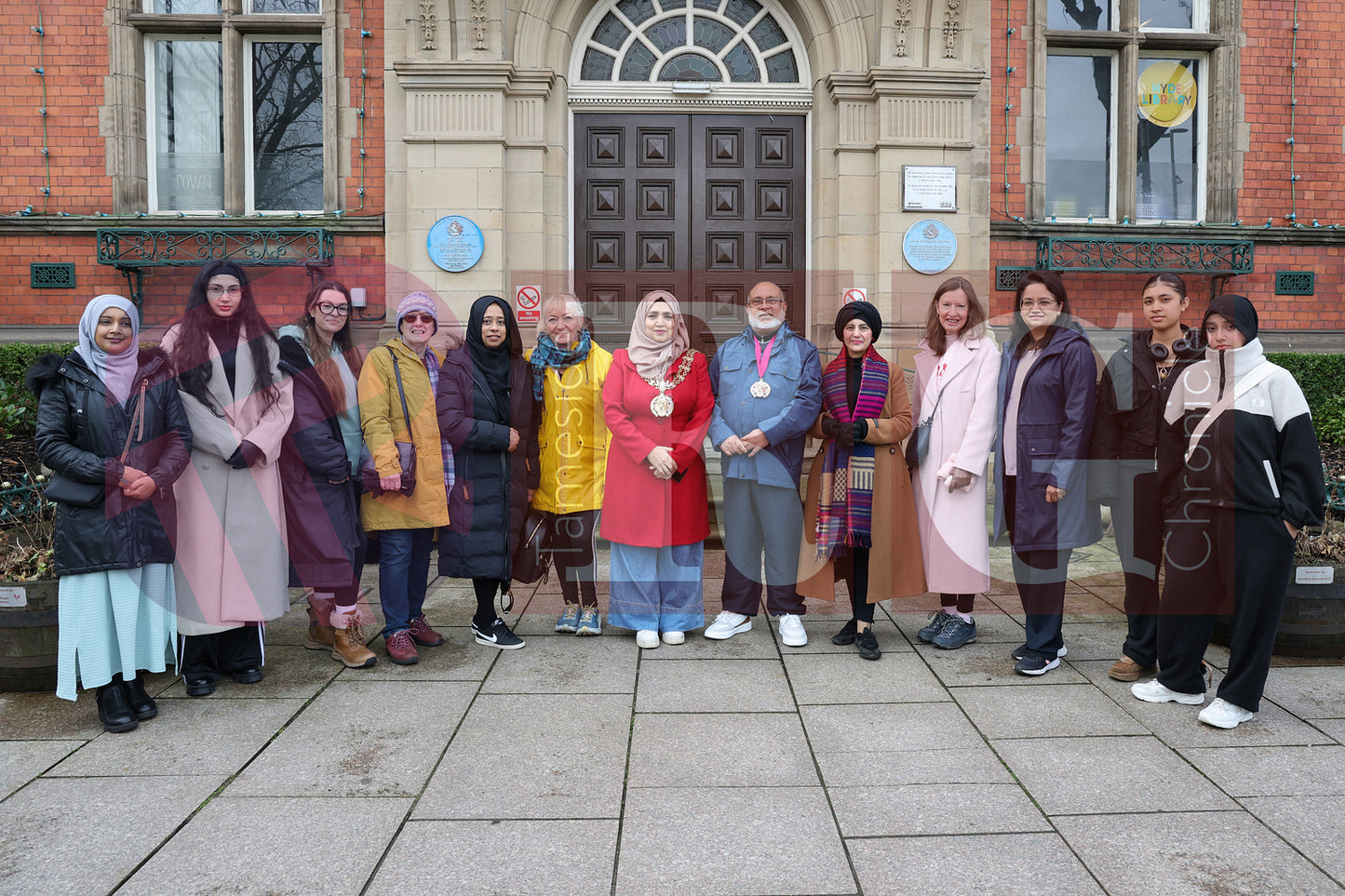 WALK WITH THE MAYOR HYDE TO DUKINFIELD (12).JPG