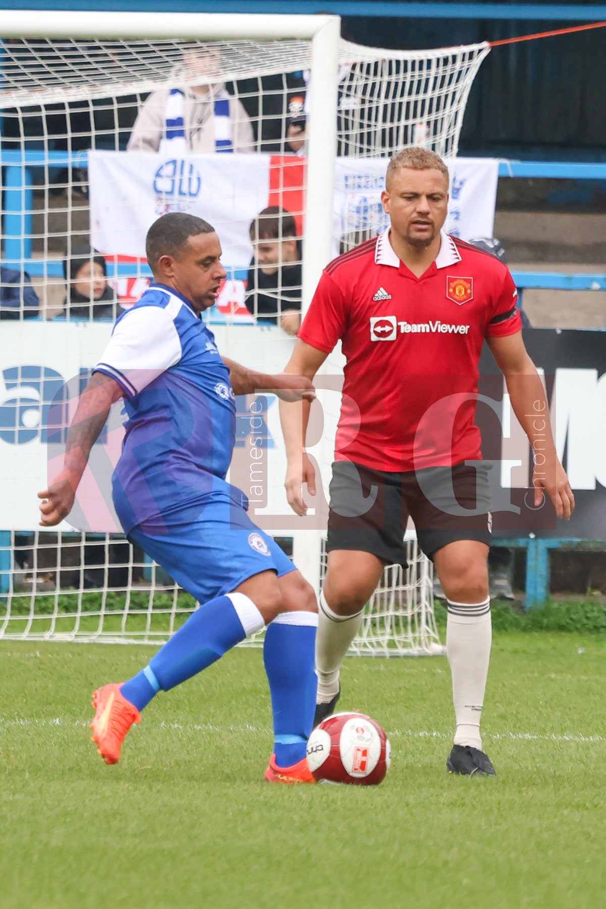 STALYBRIDGE CELTIC LEGENDS V MAN UTD LEGENDS (144).JPG