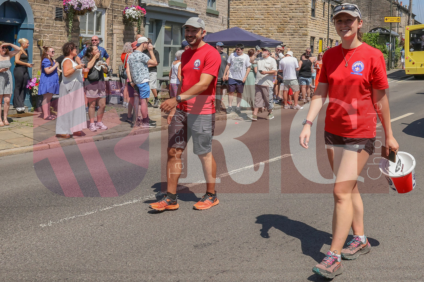 CHARLESWORTH CARNIVAL (24).JPG
