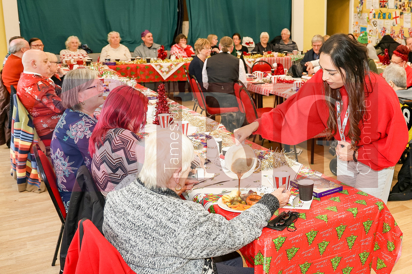 ST. PETERS COMMUNITY XMAS DINNER 2025 (39).JPG