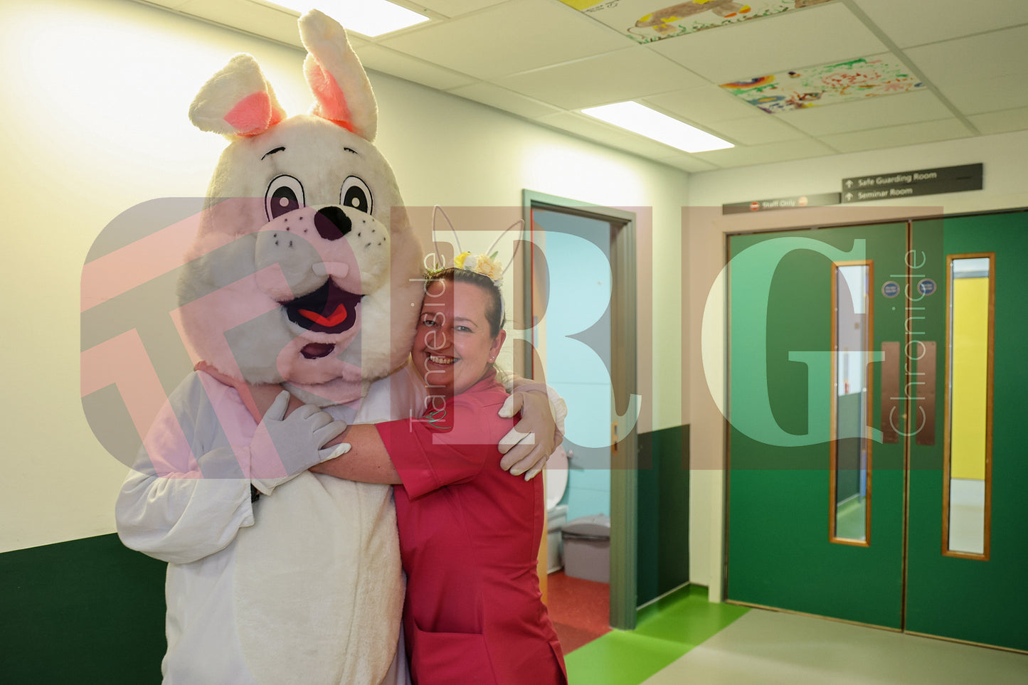 TAMESIDE HOSPITAL CHILDRENS WARD EASTER STAGECOACH (23).JPG