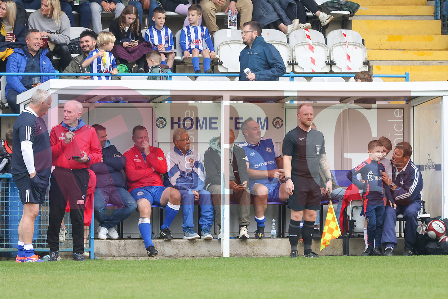 STALYBRIDGE CELTIC LEGENDS V MAN UTD LEGENDS (163).JPG