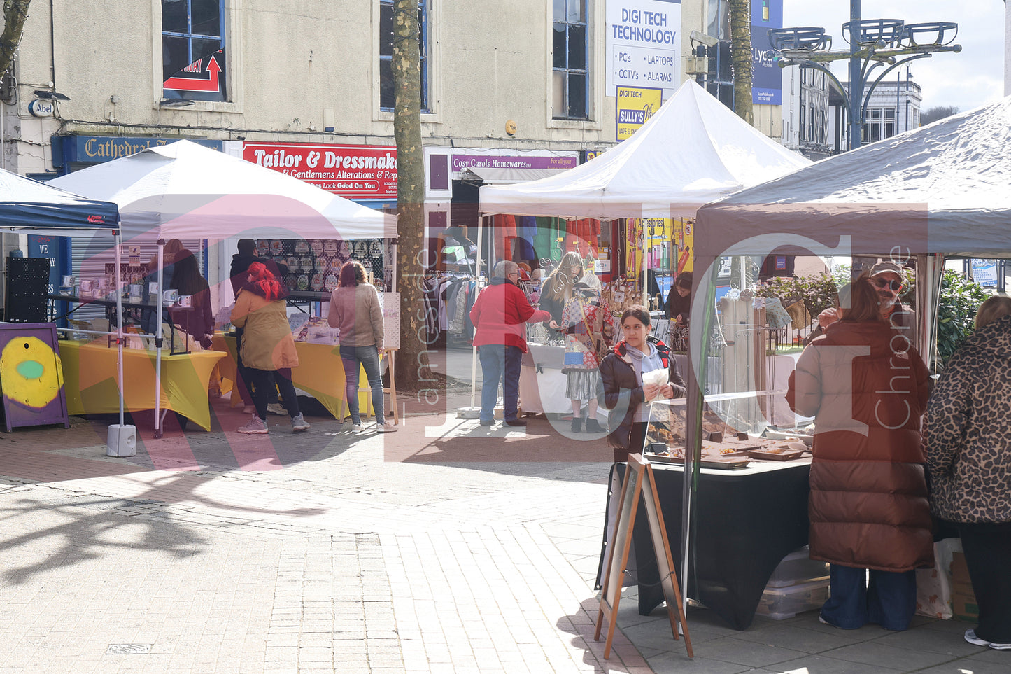FLETCHER ST MARKET CELEBRATION (8).JPG
