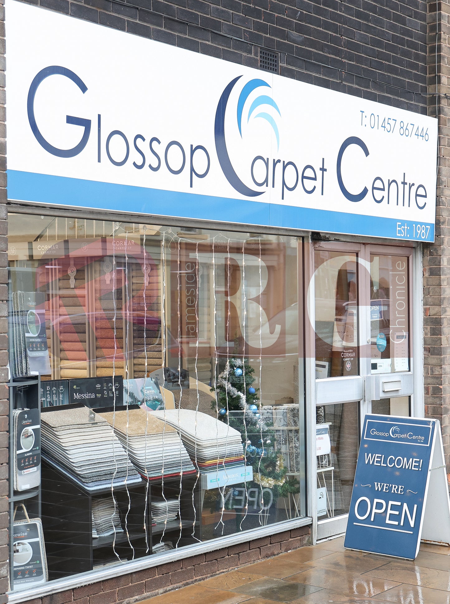 GLOSSOP CHRISTMAS SHOPS 2025 (60).JPG