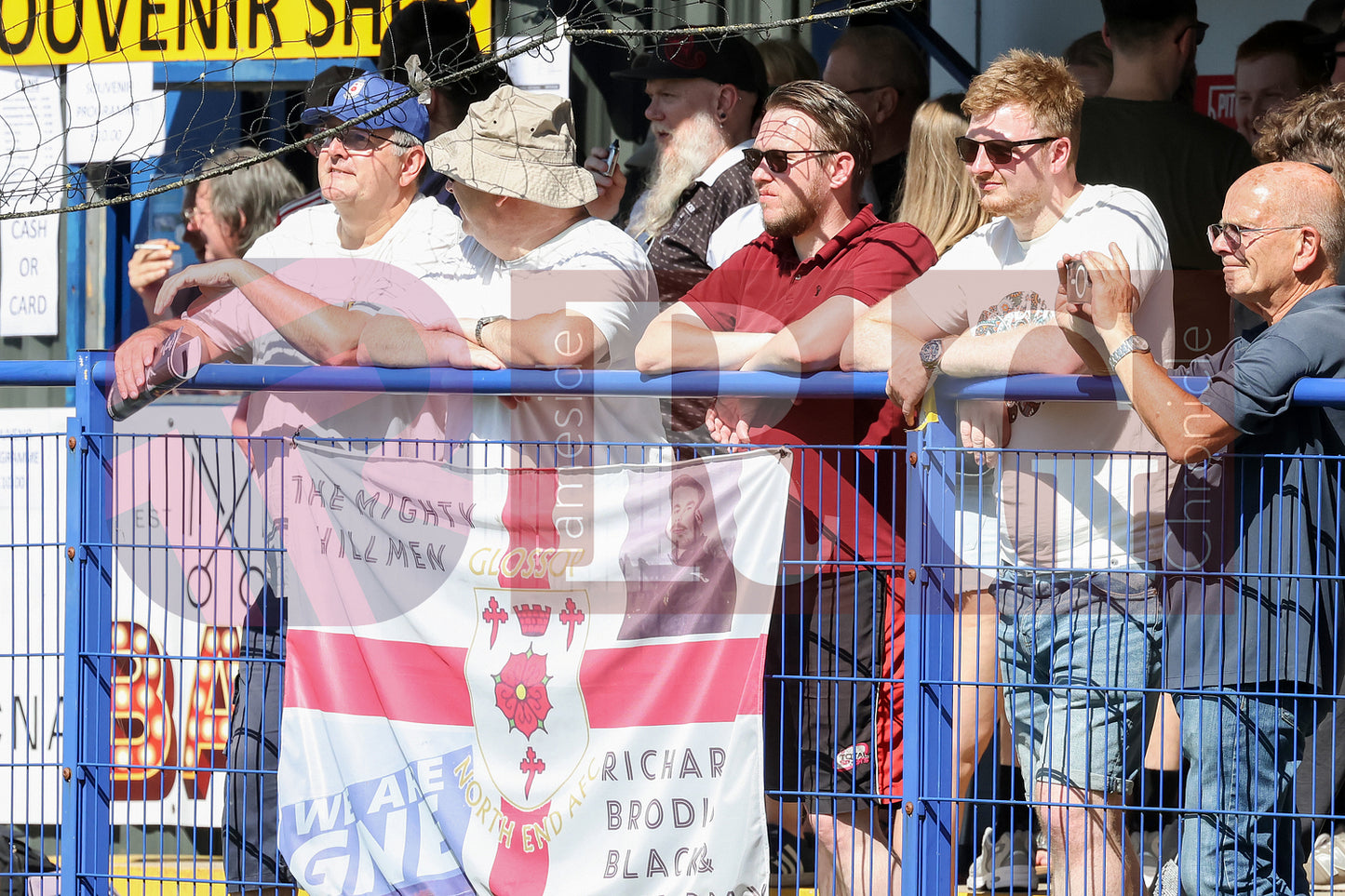 GLOSSOP NORTH EBD V UNITED LEGENDS (117).JPG