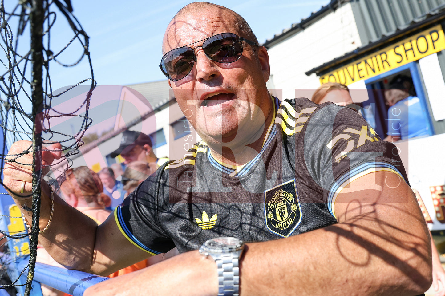 GLOSSOP NORTH EBD V UNITED LEGENDS (38).JPG