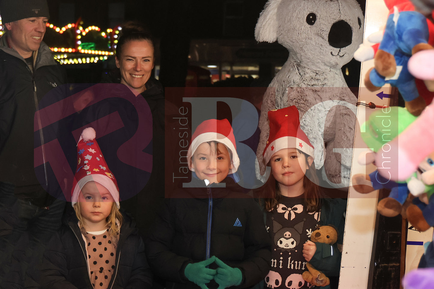 GLOSSOP LIGHTS SWITCH ON 2024 (19).JPG