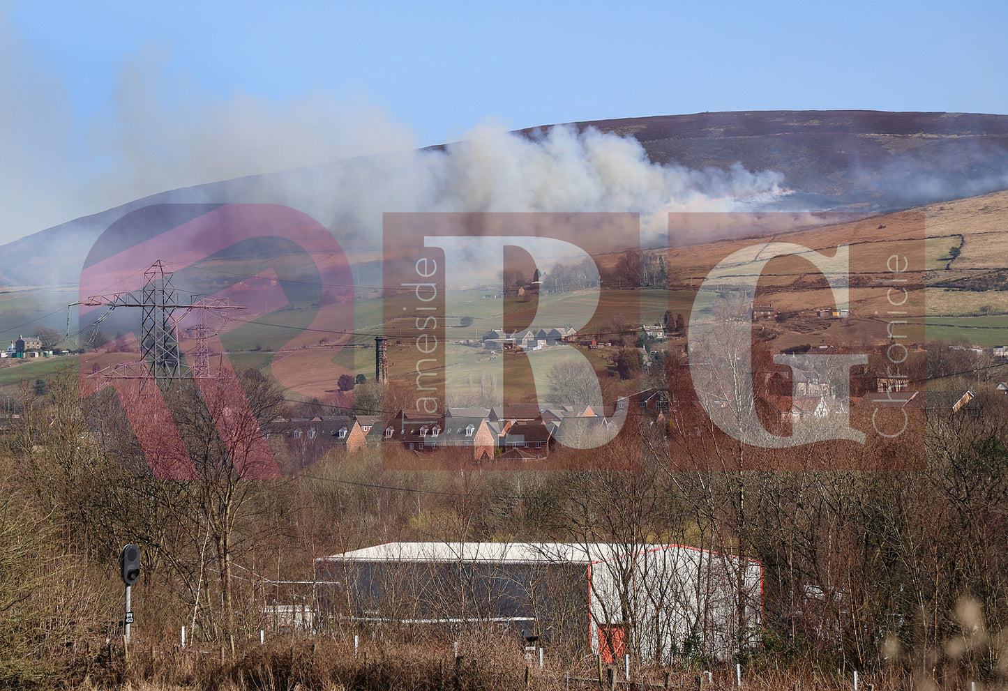 MOORLAND FIRE NEAR CARRBROOK (6).JPG