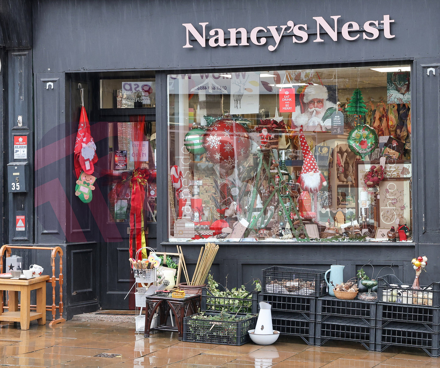 GLOSSOP CHRISTMAS SHOPS 2025 (11).JPG