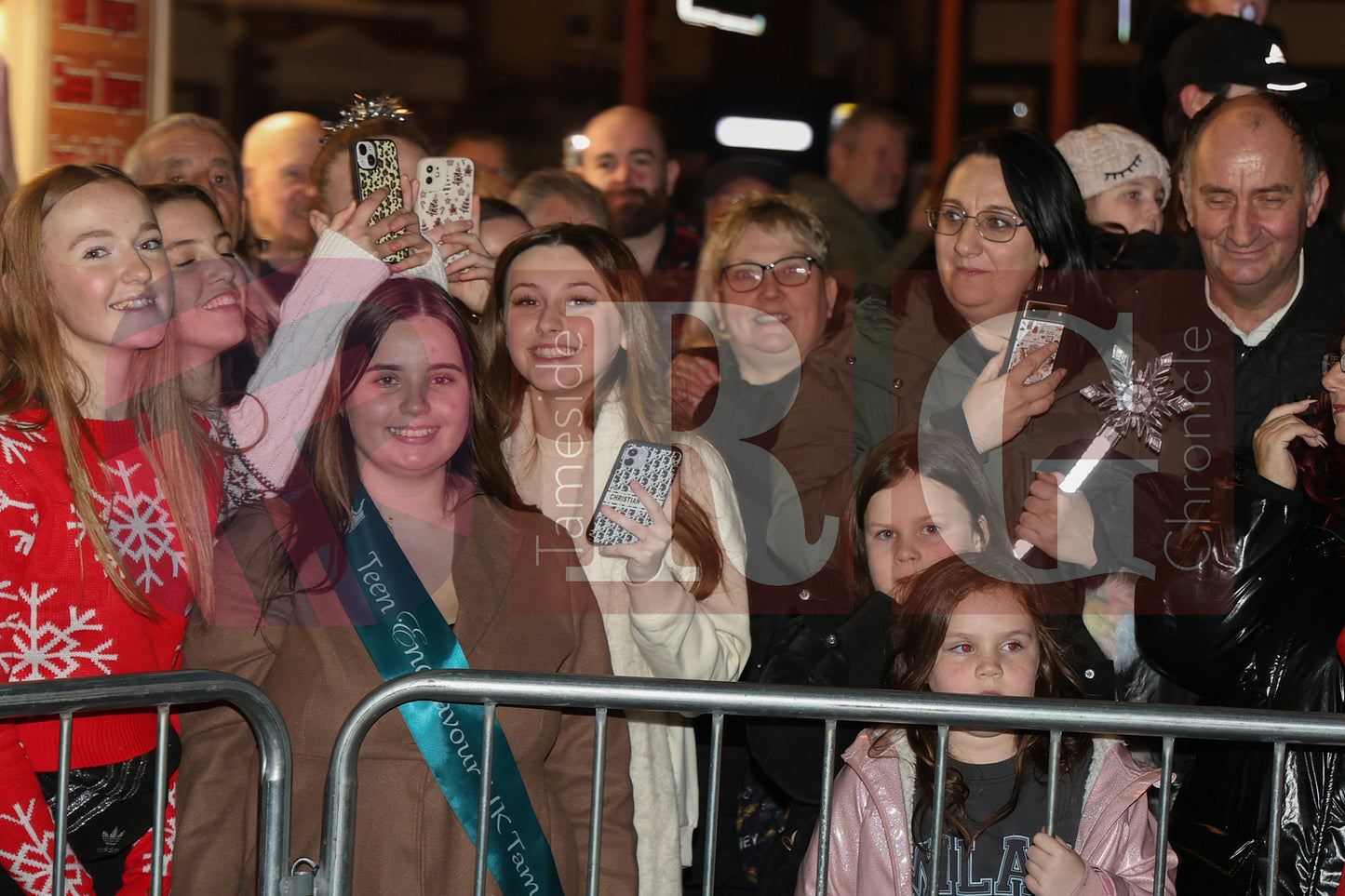 DROYLSDEN LIGHTS SWITCH ON 2024 (61).JPG