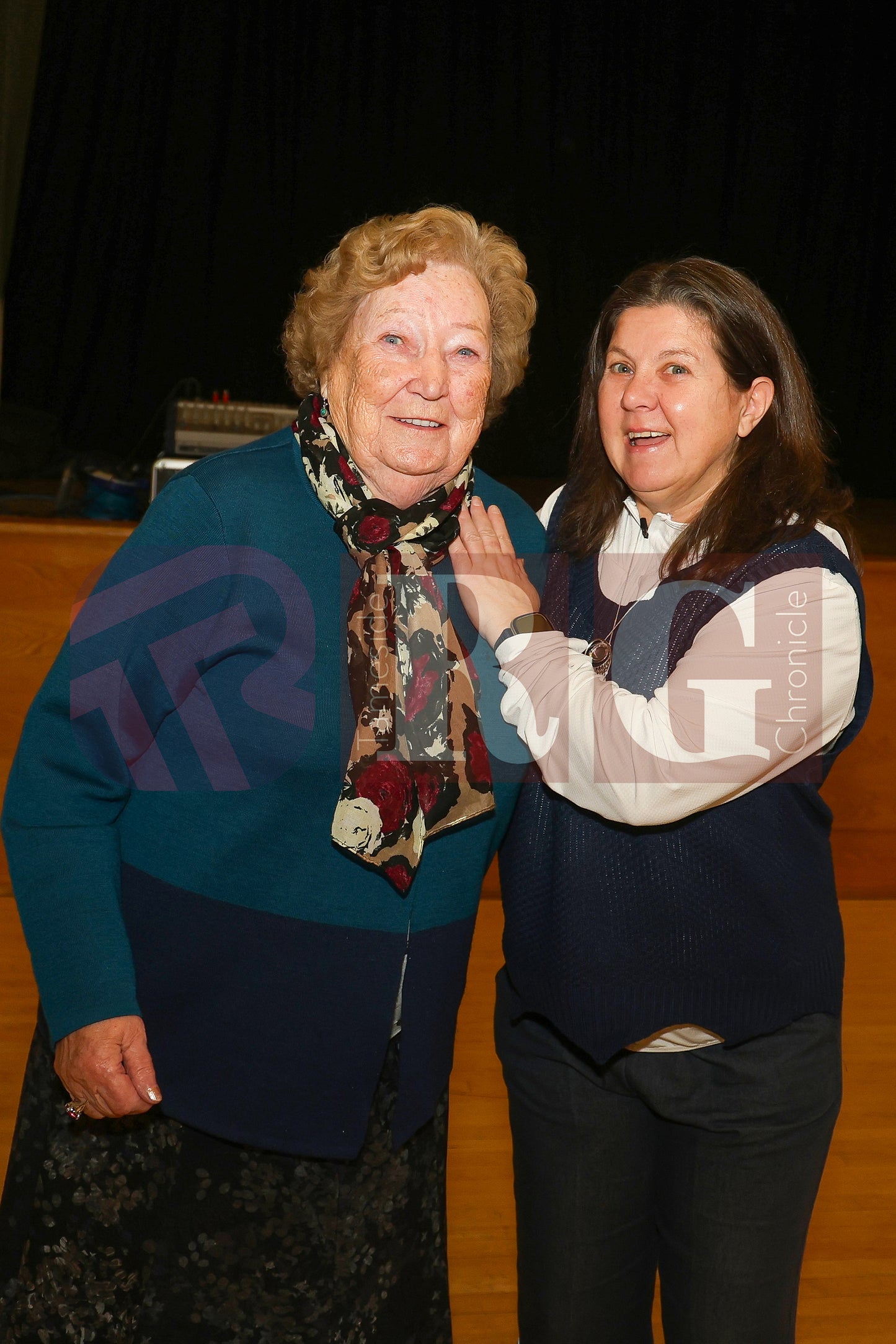 95TH BIRTHDAY DUKINFIELD TOWN HALL ELVIS (36).JPG