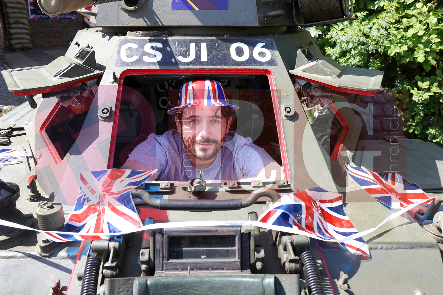 RAY VE DAY 2025 DROYLSDEN (40).JPG