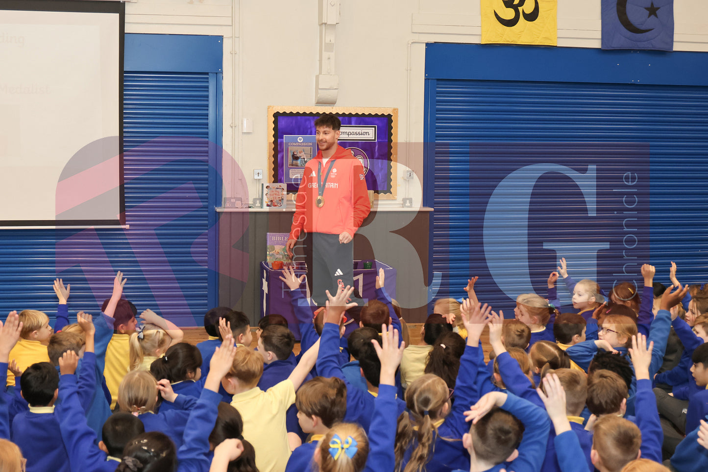 ANTHONY HARDING VISITS CANON BURROWS 2024 (29).JPG