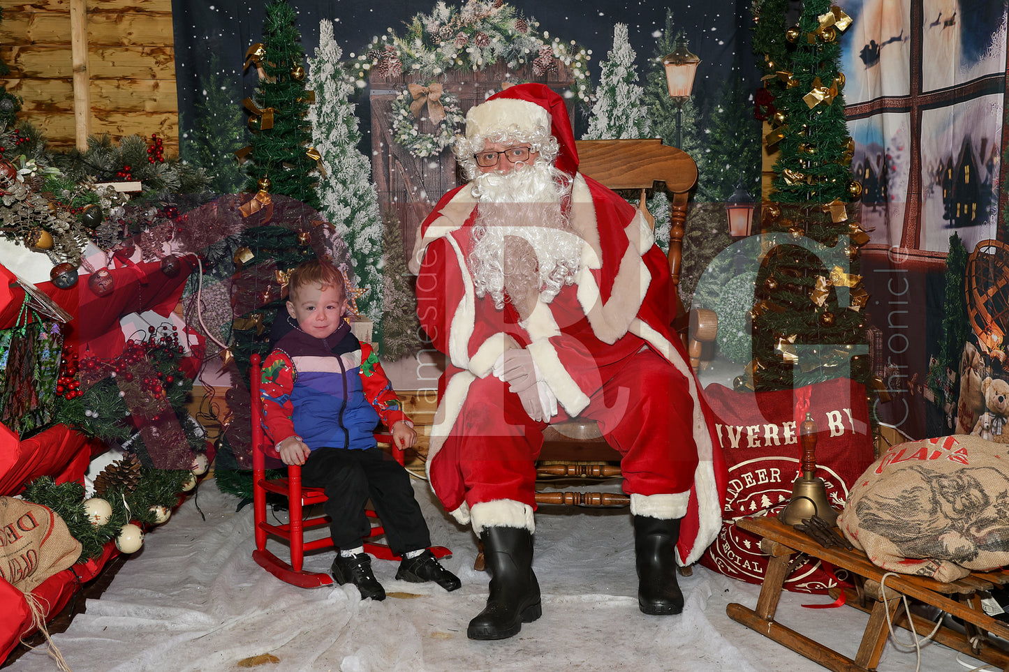 GLOSSOP LIGHT SWITCH ON 2025 (1).JPG