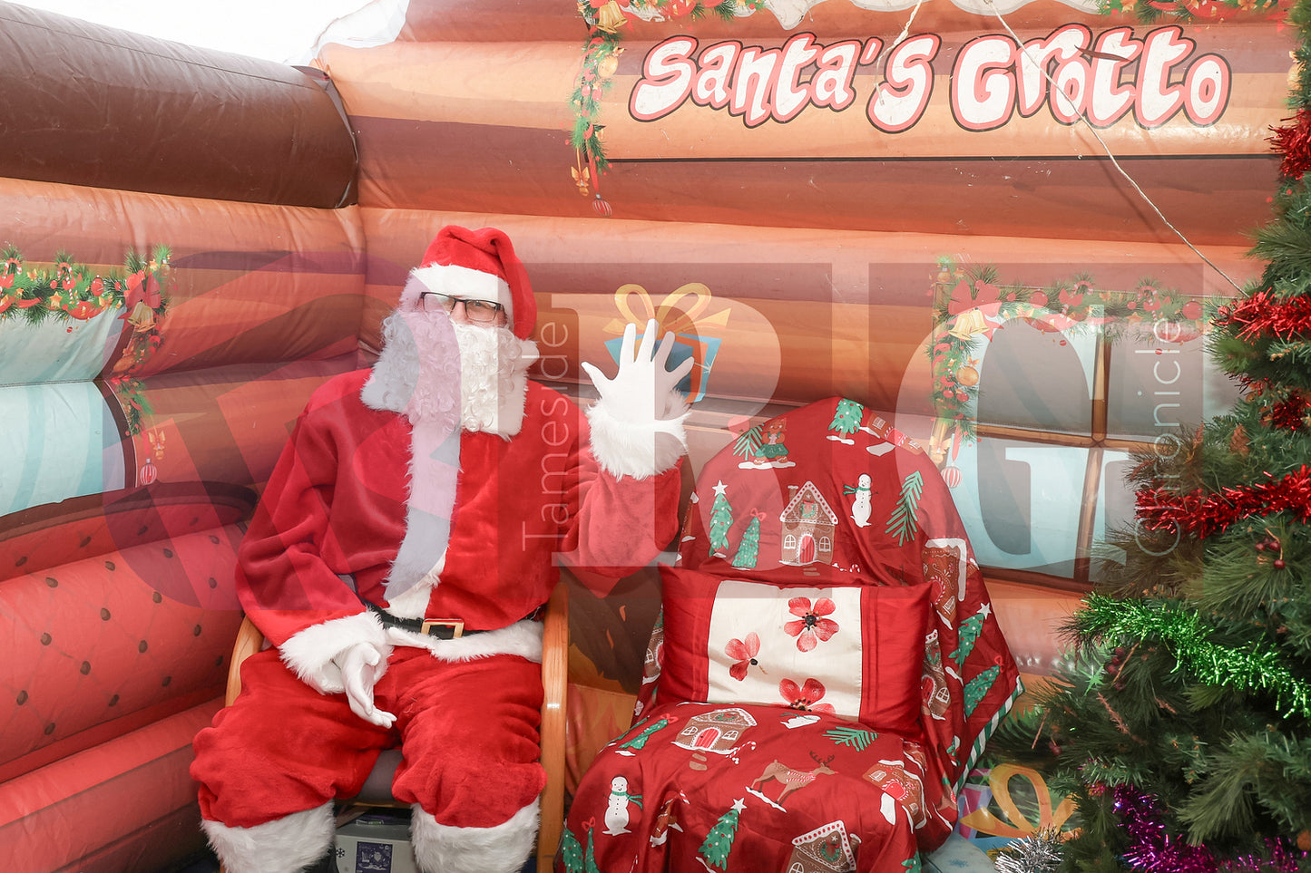 WATERLOO CENTRE XMAS SCHOOL VISIT (7).JPG