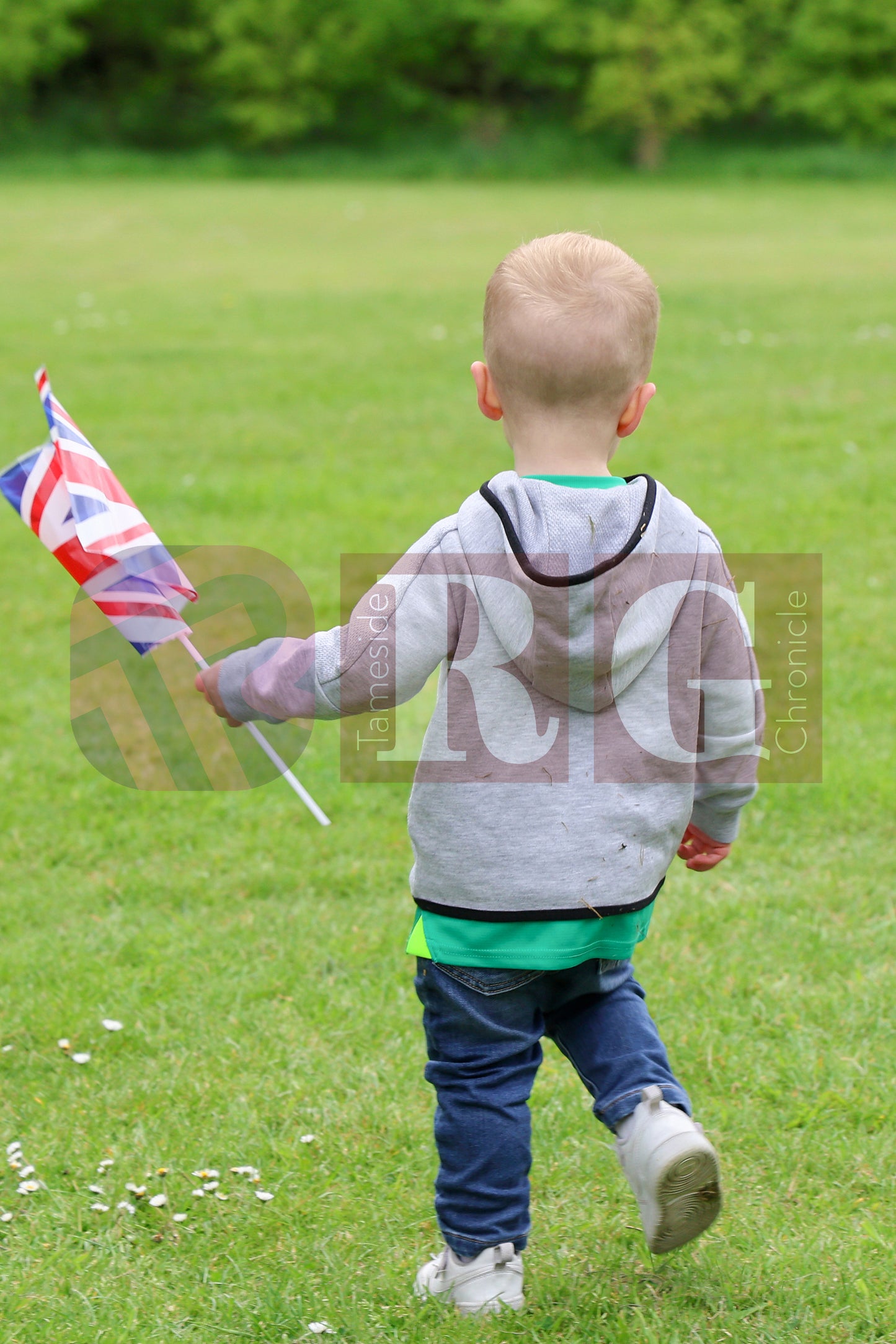 VE DAY THE COMMUNITY GARDEN DUKINFIELD (42).JPG