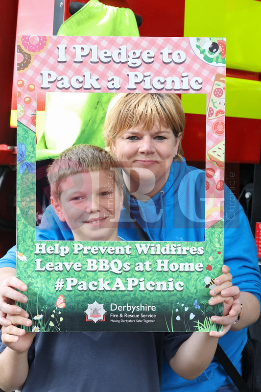 GLOSSOP CAR SHOW (67).JPG