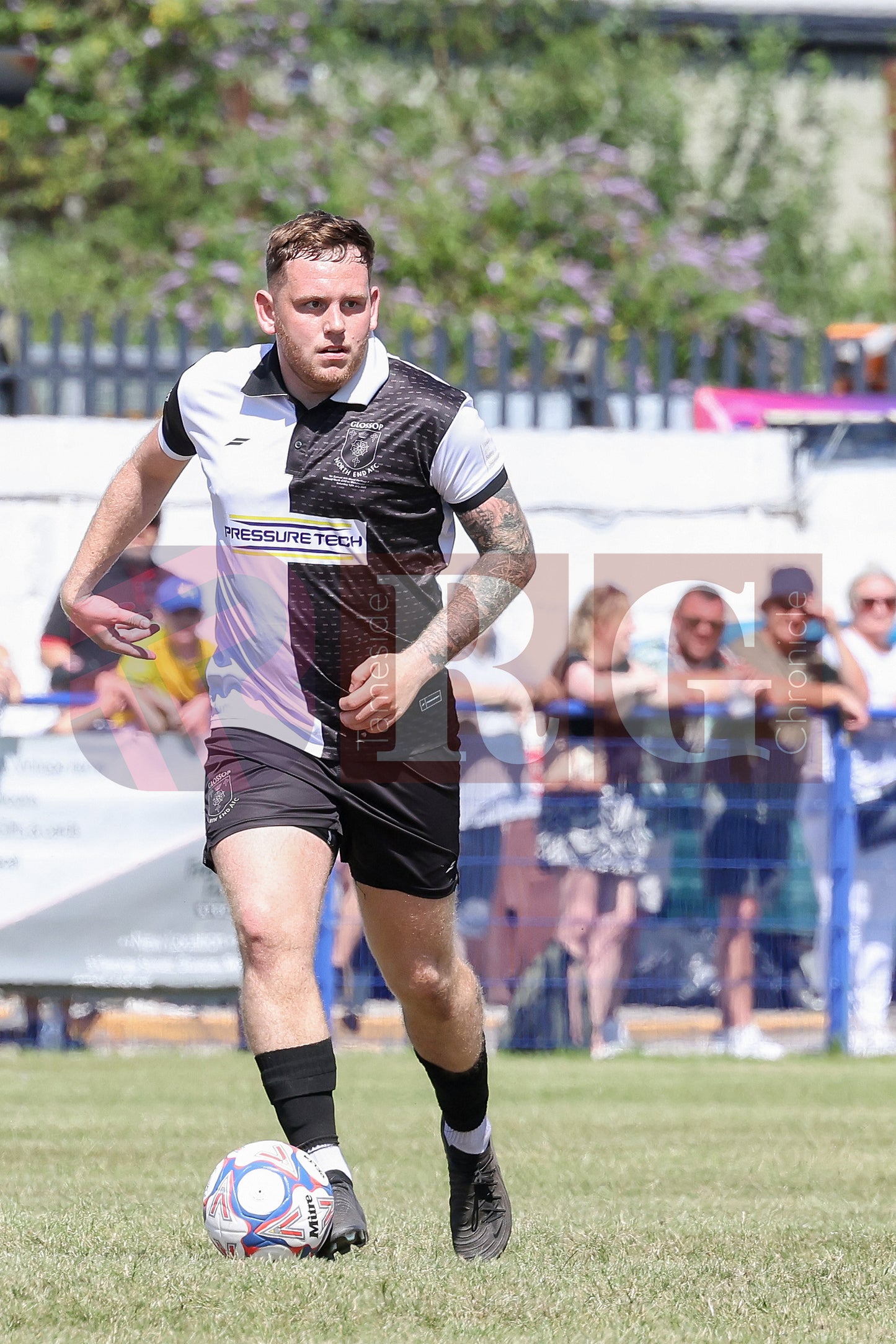 GLOSSOP NORTH EBD V UNITED LEGENDS  (70).JPG